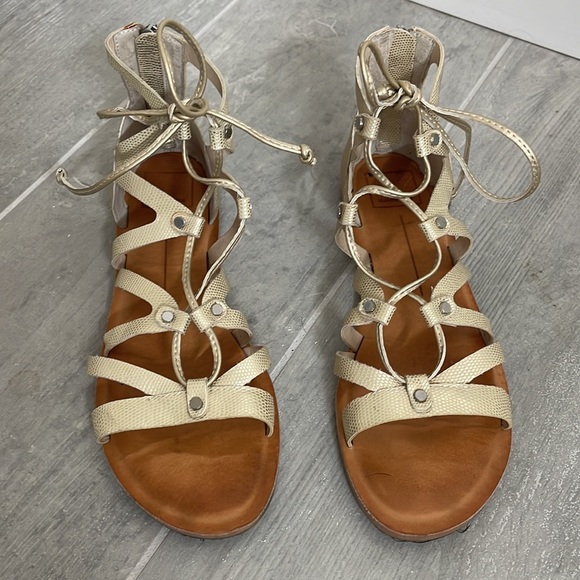 Women's Metallic Jasmyn Gladiator Sandals in Gold - Picture 3 of 5